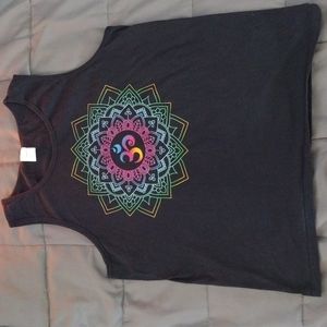 Men's on mandala tank top extra large black with rainbow colors like new